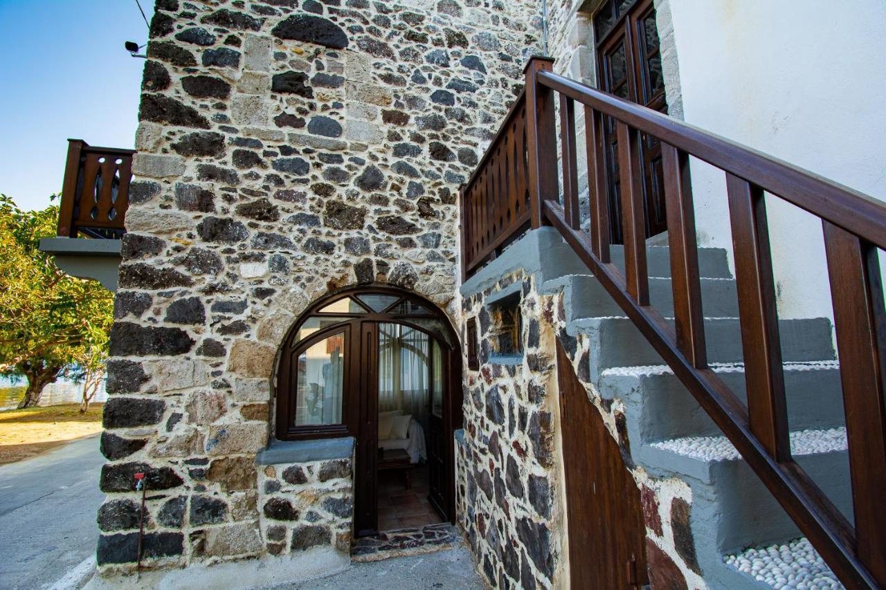 Plousiadi΄S Stone House Lejlighed Skála Eksteriør billede