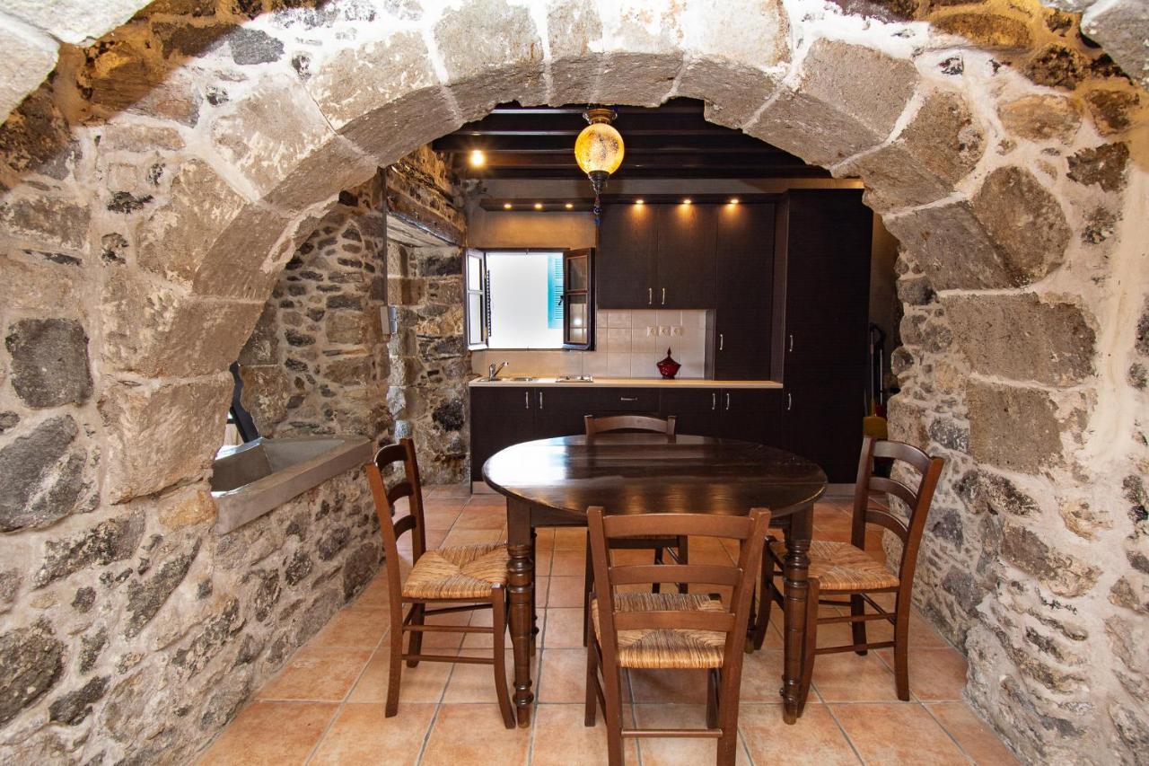 Plousiadi΄S Stone House Lejlighed Skála Eksteriør billede