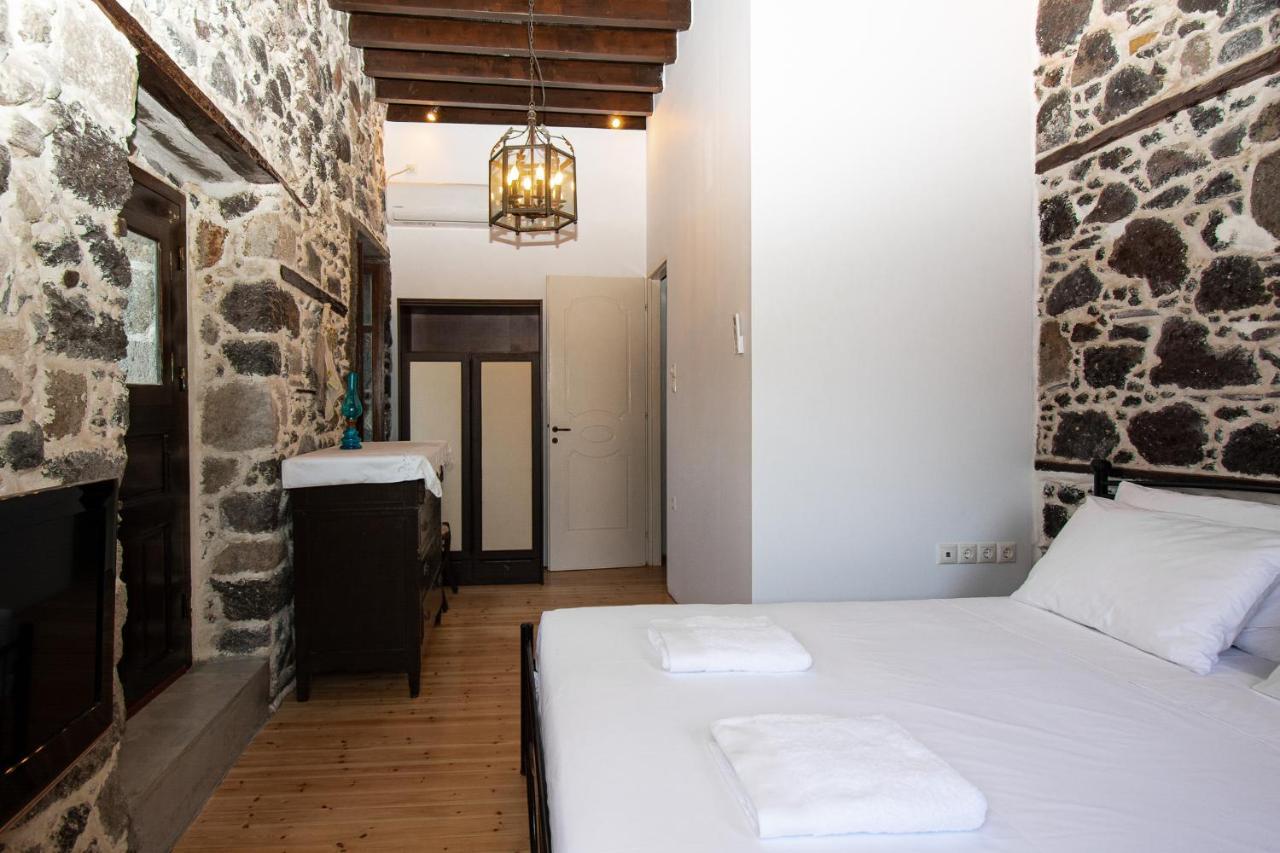 Plousiadi΄S Stone House Lejlighed Skála Eksteriør billede